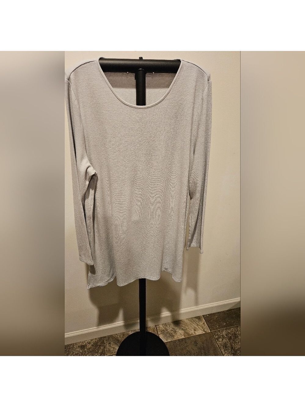 J.JILL WEAREVER COLLECTION LIGHT GRAY TUNIC TOP SIZE XL